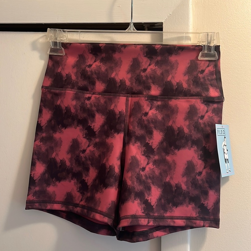 FLEO high rise shorts L